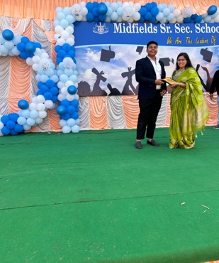 Class 12 students bid farewell with a breathtakingly beautiful ceremony